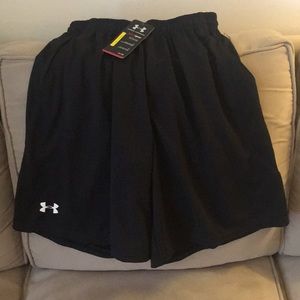 Under Armour, men’s shorts, size small